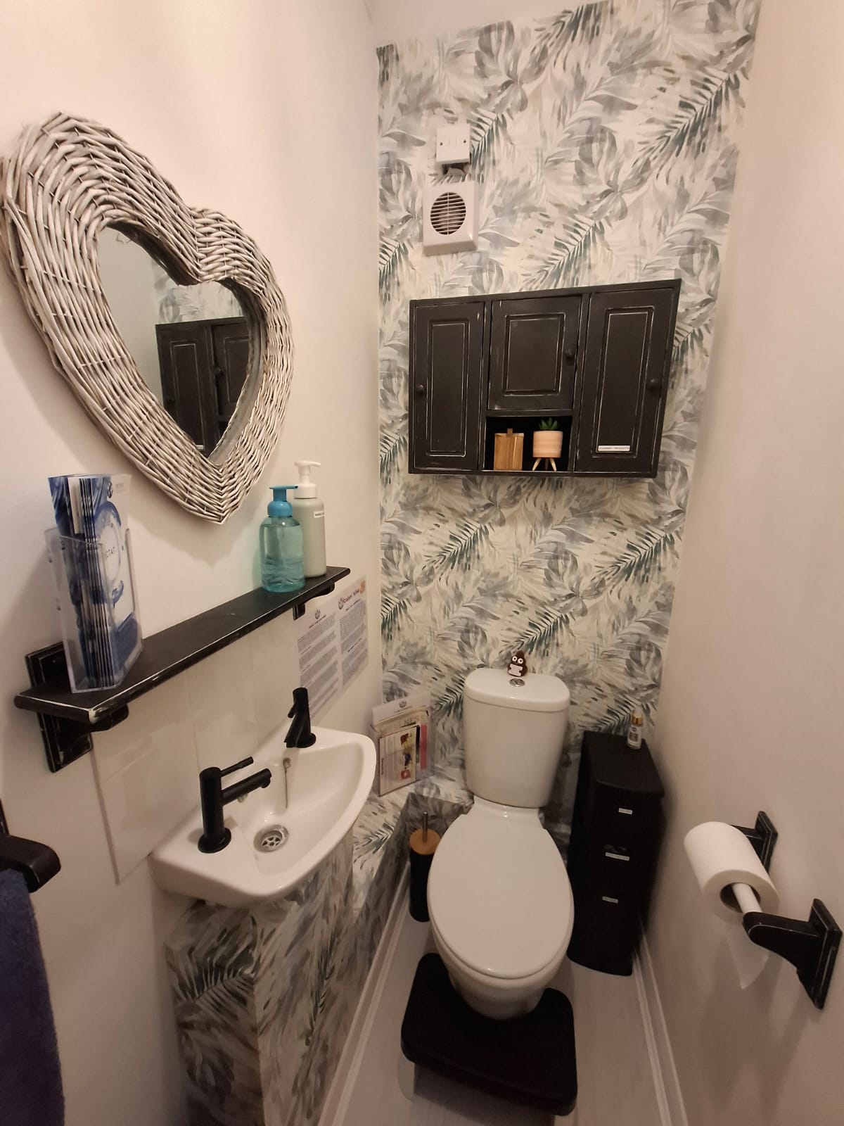 Treatment room photo 9